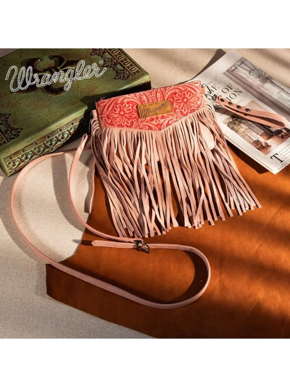 Chic Small Crossbody Fringe Purse for Women | Stylish Western Wristlet Bag